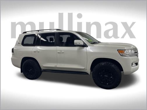 2021 Toyota Land Cruiser Base