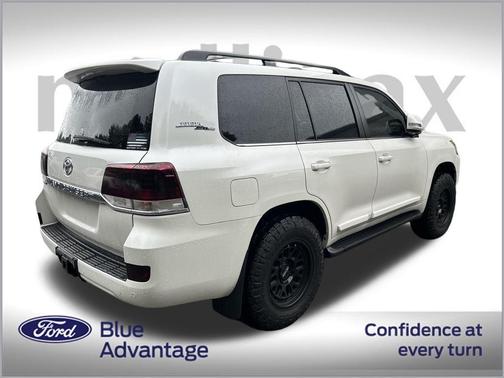 2021 Toyota Land Cruiser Base