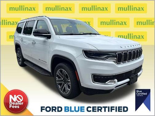 Bright White Clearcoat 2024 Jeep Wagoneer SERIES II