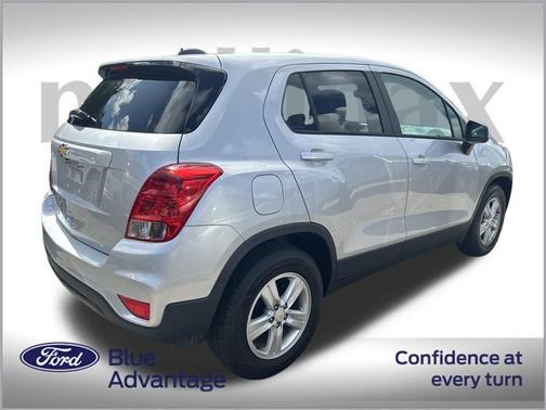 2022 Chevrolet Trax LS