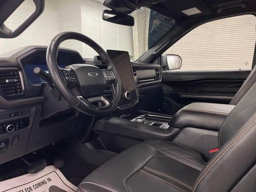 2024 Ford Expedition Platinum