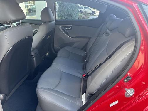 2015 Hyundai ELANTRA Limited