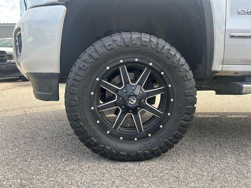 2018 GMC Sierra 2500 Denali