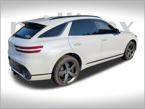 2024 Genesis GV70 2.5T