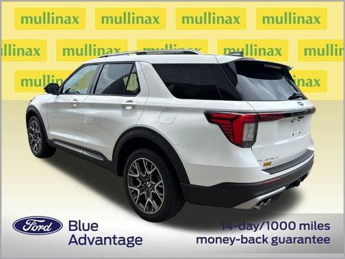 STAR WHITE MET TRI-COAT 2025 Ford Explorer PLATINUM