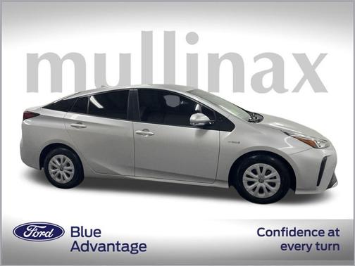 2019 Toyota Prius LE