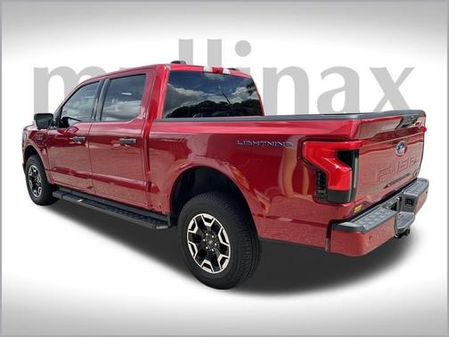 2023 Ford F-150 Lightning XLT