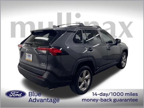 2021 Toyota RAV4 Hybrid XLE Premium