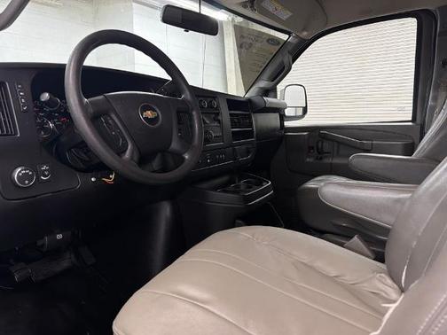 2019 Chevrolet Express 3500 LS
