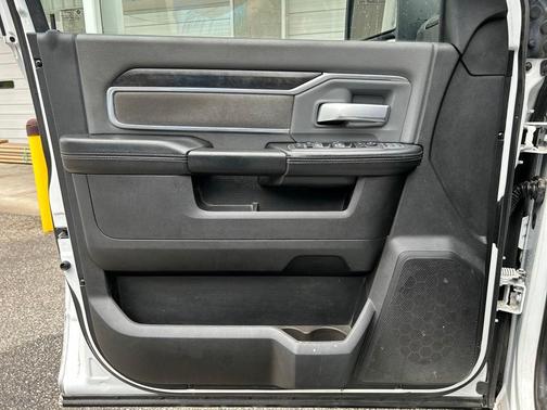 2023 RAM 3500 Big Horn