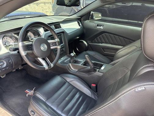 2011 Ford Mustang GT Premium