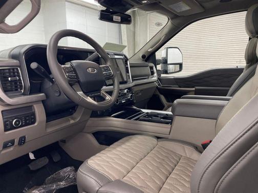 2026 Ford F-250 Platinum