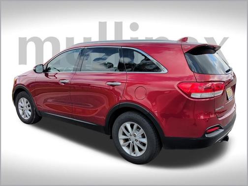 2018 Kia Sorento LX