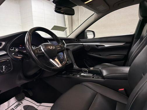 2021 INFINITI QX50 Luxe