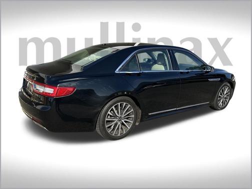 2017 Lincoln Continental Select