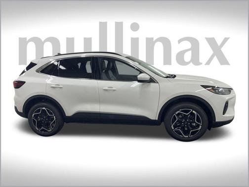 2026 Ford Escape Platinum