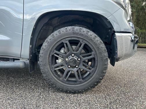 2020 Toyota Tundra SR5