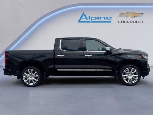 Black 2024 Chevrolet Silverado 1500 High Country