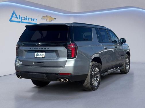 2025 Chevrolet Suburban Z71