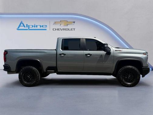 Sterling Gray Metallic 2025 Chevrolet Silverado 2500 ZR2