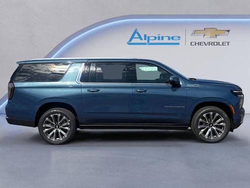 Lakeshore Blue Metallic 2026 Chevrolet Suburban High Country