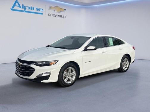 Summit White 2024 Chevrolet Malibu LT