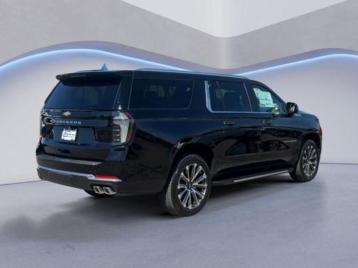 Black 2026 Chevrolet Suburban High Country