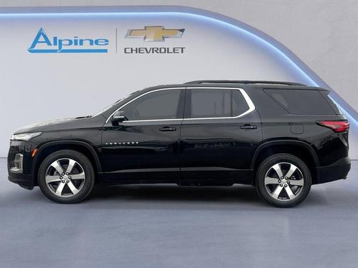 Mosaic Black Metallic 2023 Chevrolet Traverse LT Leather