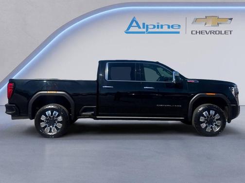 2024 GMC Sierra 2500 Denali