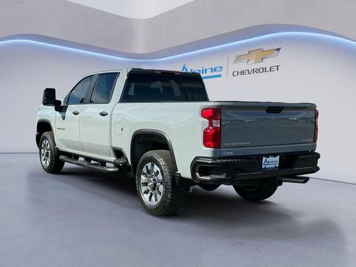 2025 Chevrolet Silverado 2500 Custom