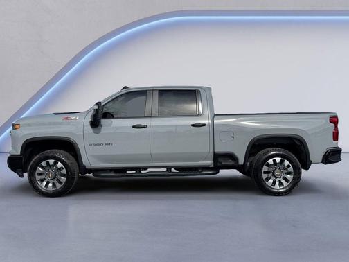 2025 Chevrolet Silverado 2500 Custom