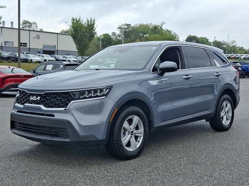 2023 Kia Sorento LX