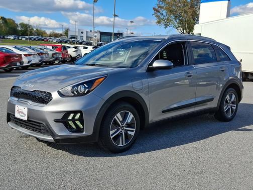 2022 Kia Niro Plug-In Hybrid LXS