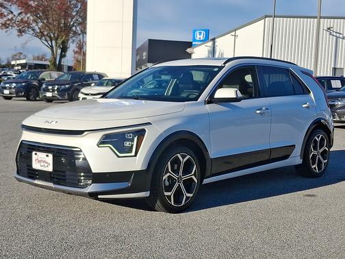 2023 Kia Niro SX Touring