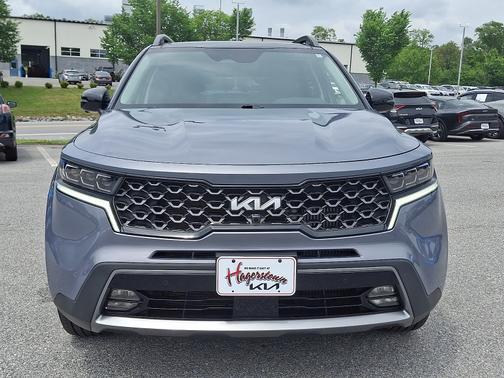 Everlasting Silver - ERG 2023 Kia Sorento X-Line SX Prestige