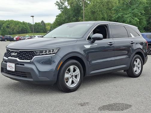 2023 Kia Sorento LX