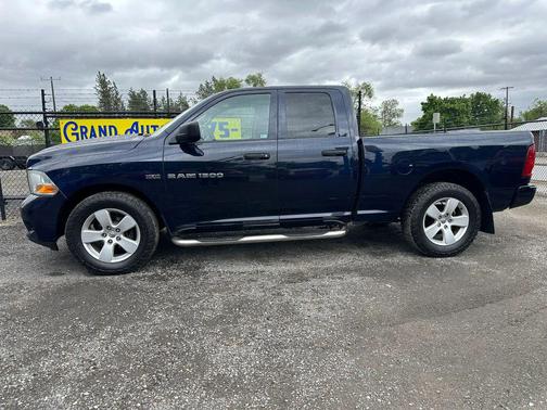 2012 RAM 1500 ST