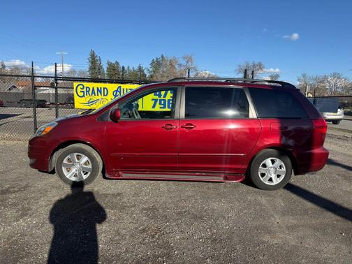 2004 Toyota Sienna XLE Limited