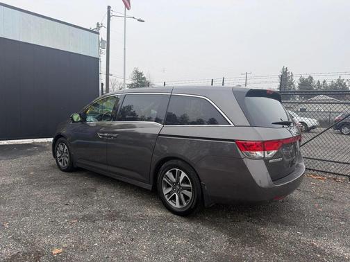 2016 Honda Odyssey Touring Elite