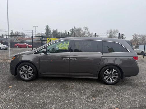 2016 Honda Odyssey Touring Elite