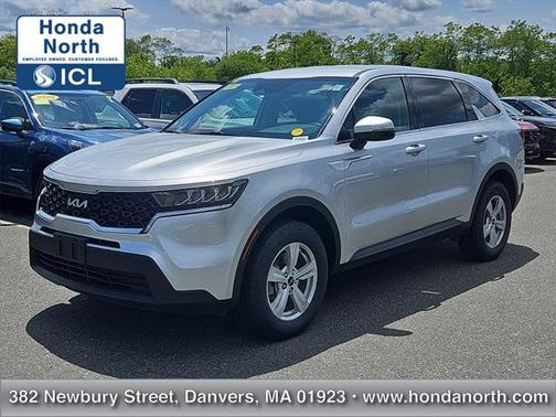 2022 Kia Sorento LX