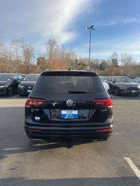 2020 Volkswagen Tiguan 2.0T SE R-Line Black 4MOTION