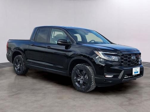 Crystal Black Pearl 2026 Honda Ridgeline TrailSport