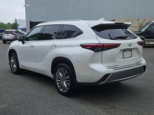 2021 Toyota Highlander Platinum