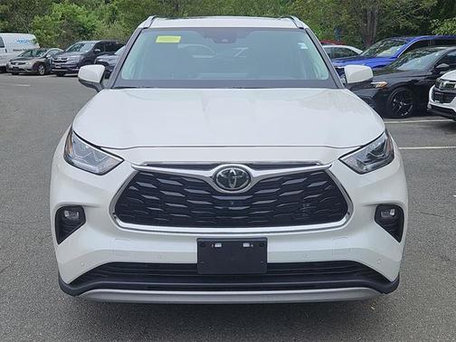2021 Toyota Highlander Platinum