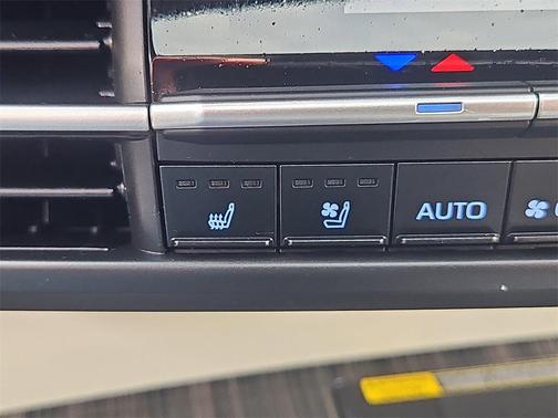 2024 Toyota Sienna Platinum