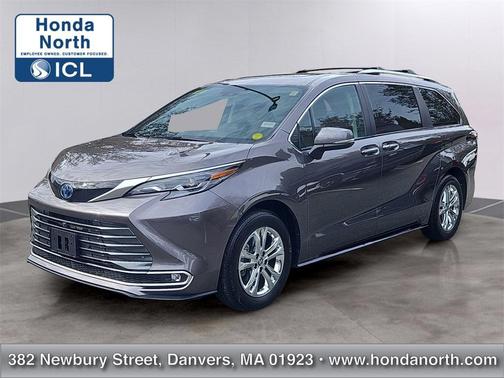 2024 Toyota Sienna Platinum