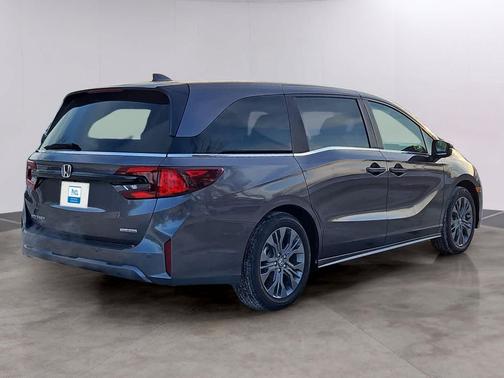 Modern Steel Metallic 2026 Honda Odyssey Touring