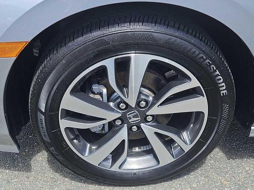 Lunar Silver Metallic 2024 Honda Odyssey Touring