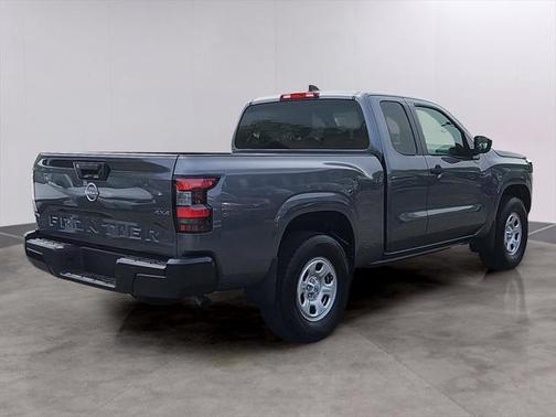 2023 Nissan Frontier S